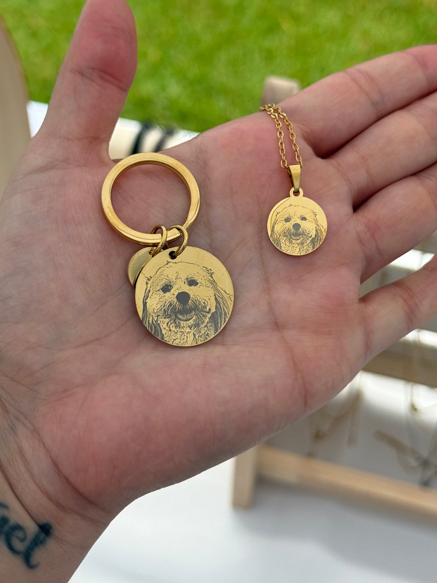 Round bundle - same picture