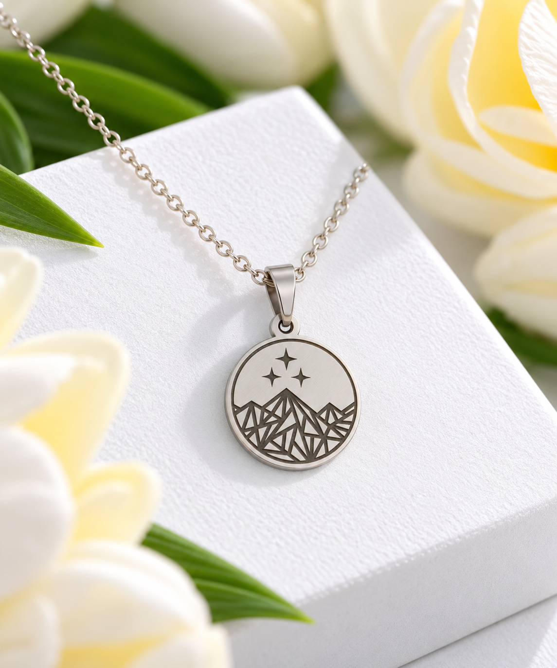 ACOTAR - inspired necklace