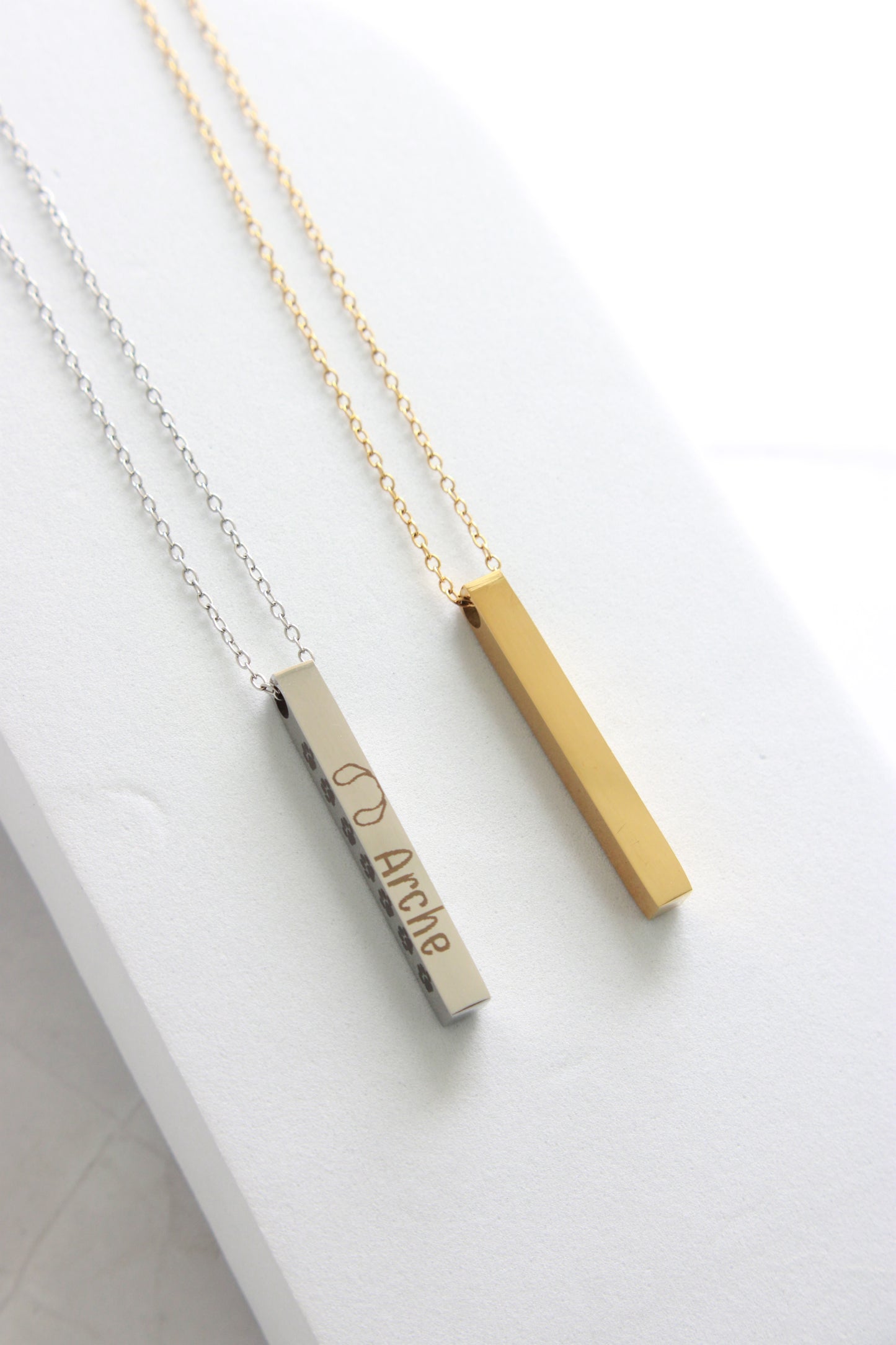 3D bar necklace