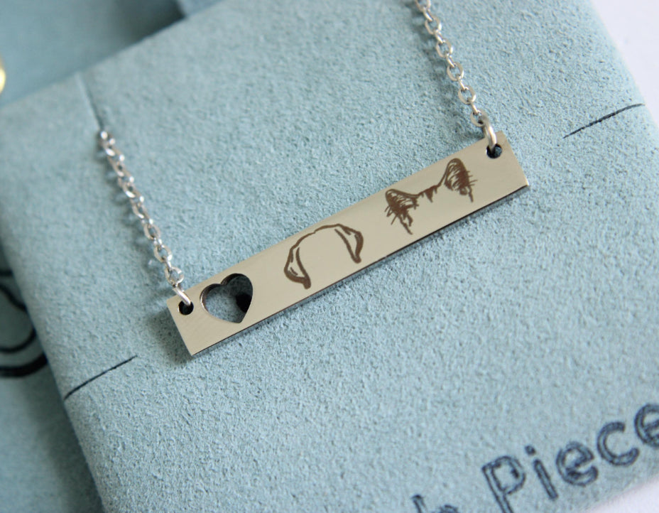 Heart bar necklace