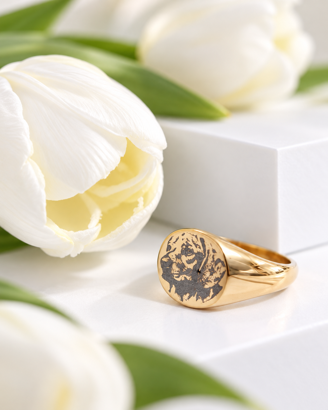 Custom ring